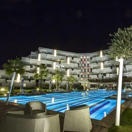 Q Apartahotel