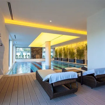 Q Apartahotel 5*